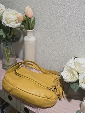 Artisinal Made Yellow Crossbody/Shoulder Hobo Bag - Made In Italy